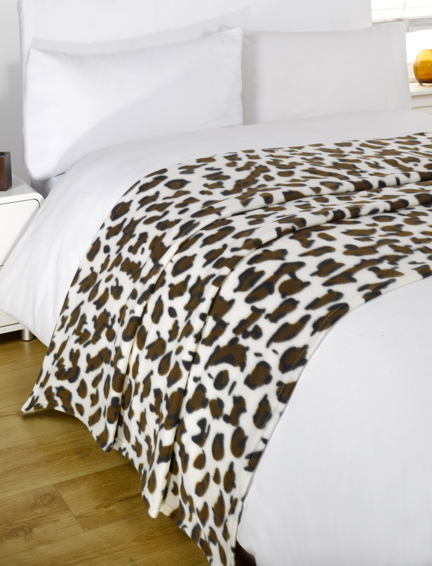 Dreamscene Warm Soft Plain Fleece Throw Over Large Decorative Sofa Bed